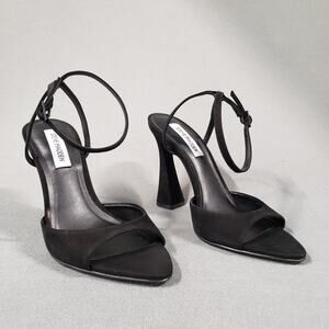 Steve Madden Beki Heels‎ in Black Nubuck SMAD-WZ1266 Size 8.5 Ankle Strap